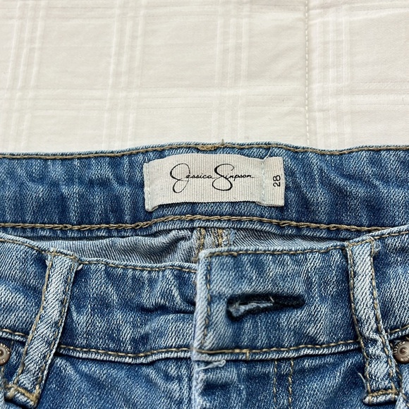 Jessica Simpson curvy high-rise skinny size 28 distressed jeans - Picture 3 of 6